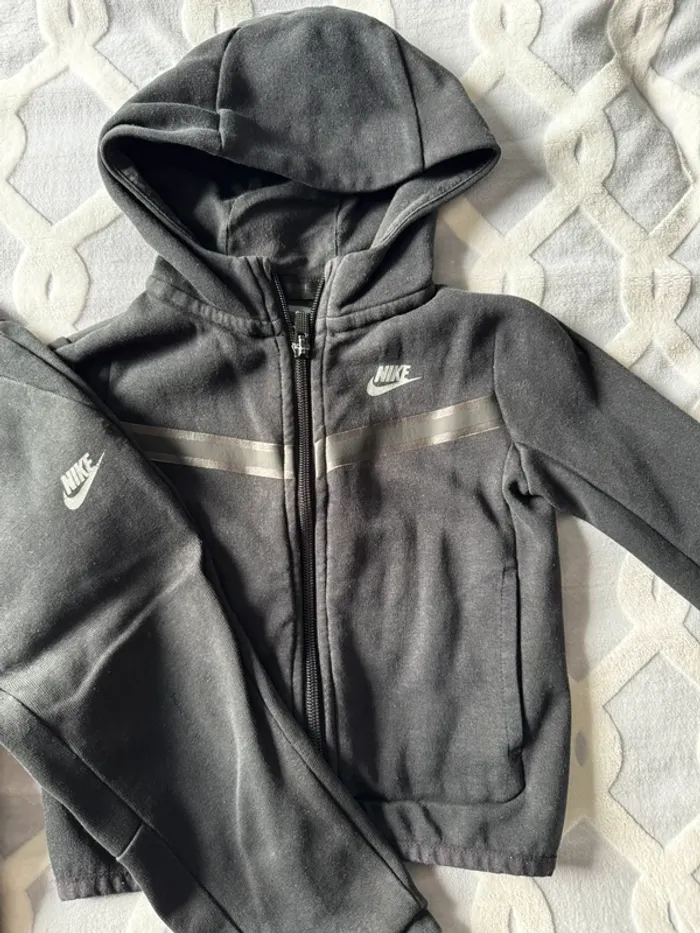 Ensemble Nike - photo numéro 3