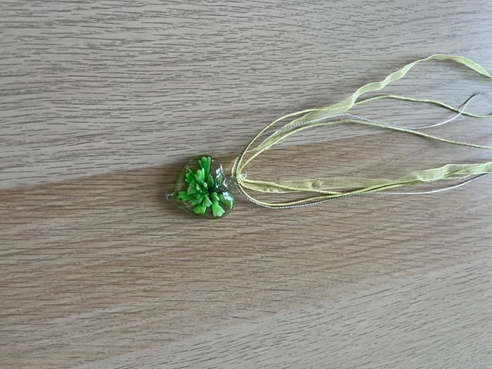 Collier cœur vert - photo numéro 2