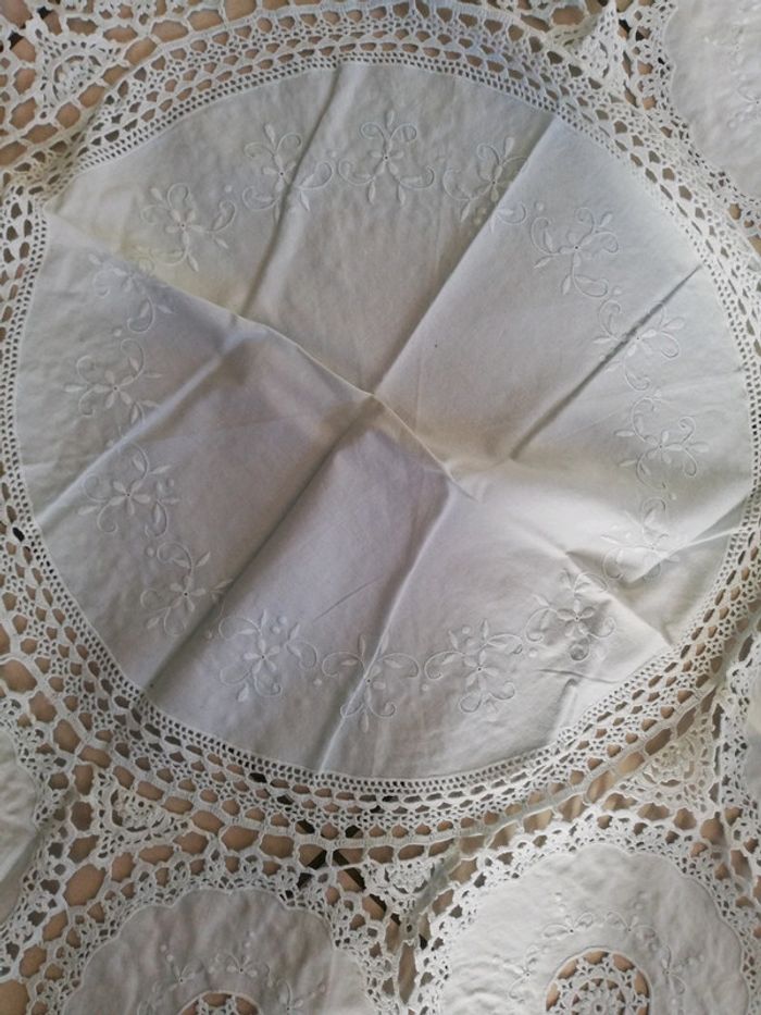 Nappe ronde coton_crochet_broderie diam 160 cm - photo numéro 4