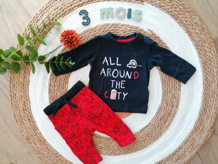 Ensemble jogging + tee-shirt manches longues - 3 mois