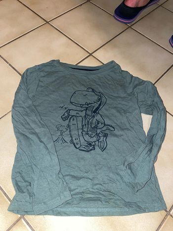 T-shirt Kiabi, six ans