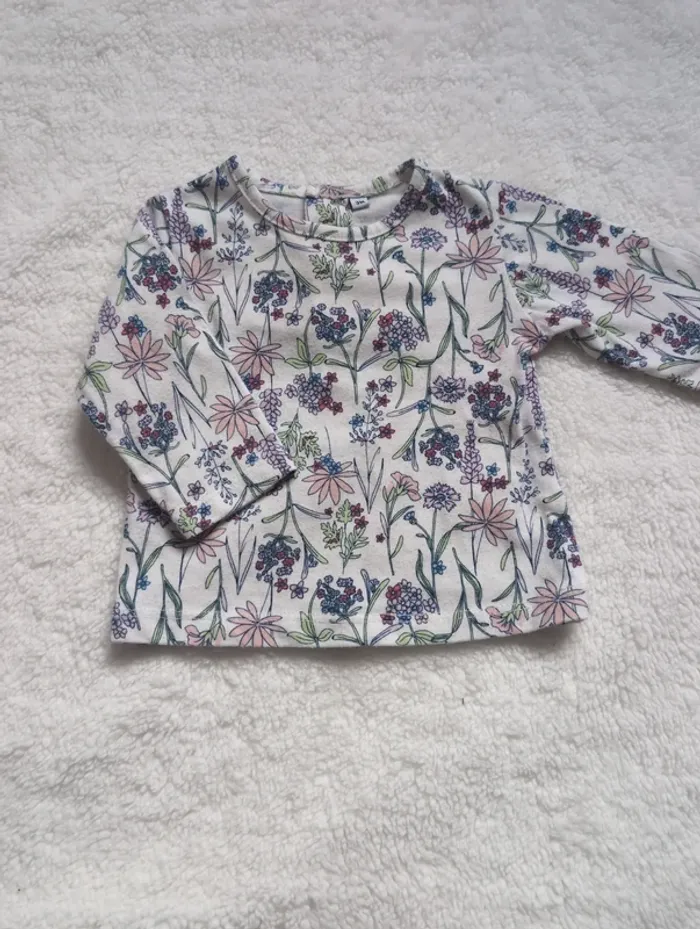 T shirt manche longue 3 mois - photo numéro 2