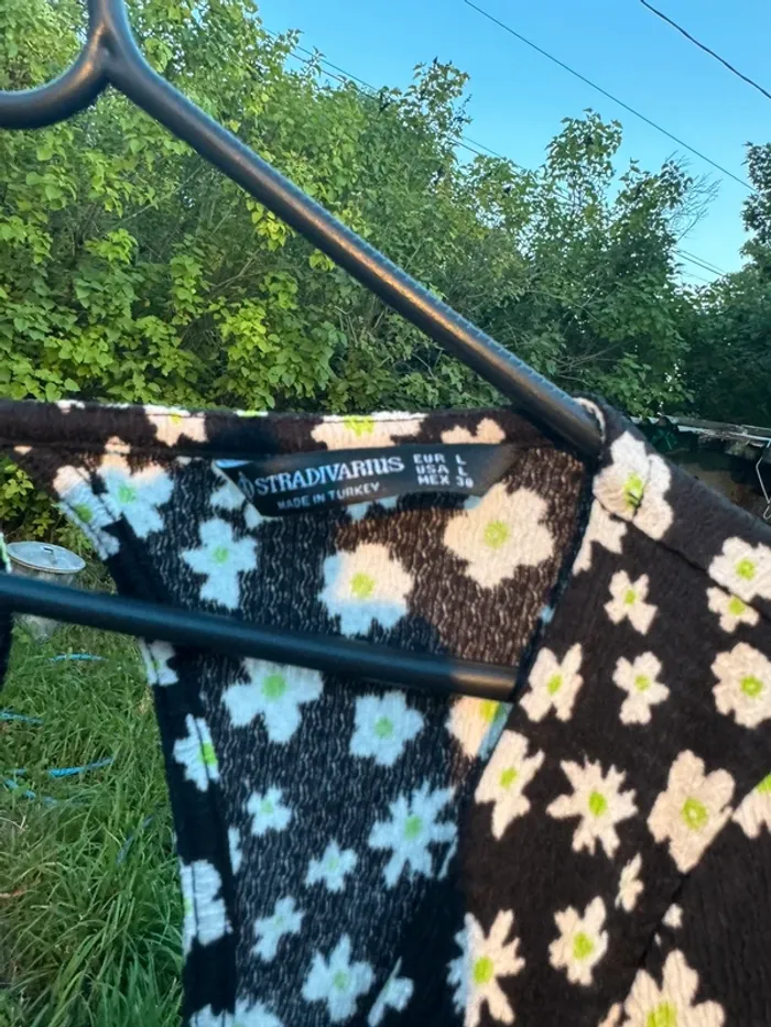 Robe d’été dos nu fleurie - photo numéro 2