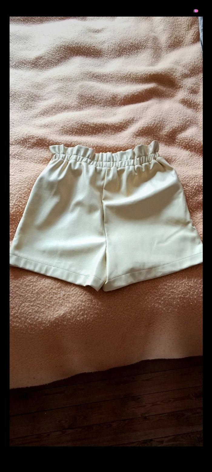Short en cuir - photo numéro 2