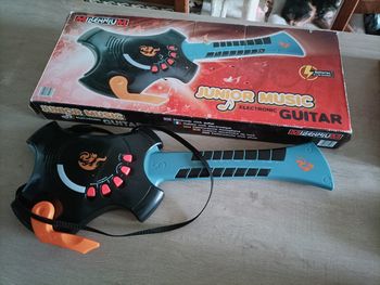 Guitare électrique enfant 