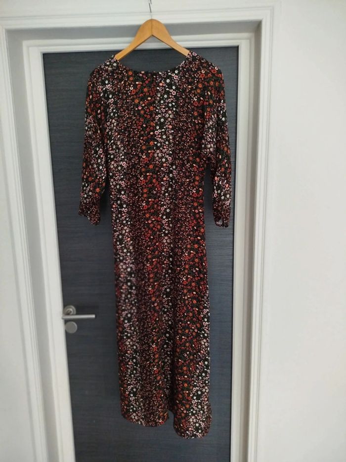 Jolie robe fleurie taille L Stradivarius quasi neuve - photo numéro 7