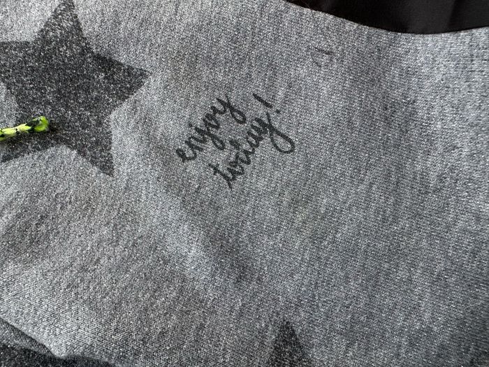 - Jogging IKKS - 2 ans - Très bon état, petite tache - photo numéro 2