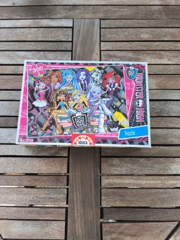 Puzzle monster high