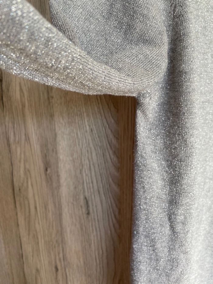 Joli pull fin gris argenté - photo numéro 6
