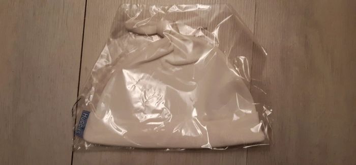 Bonnet nouveau né Neuf