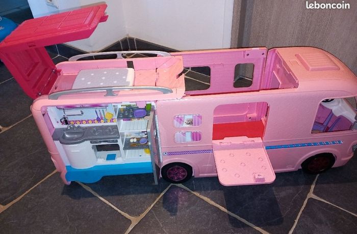 Camping car barbie - photo numéro 5