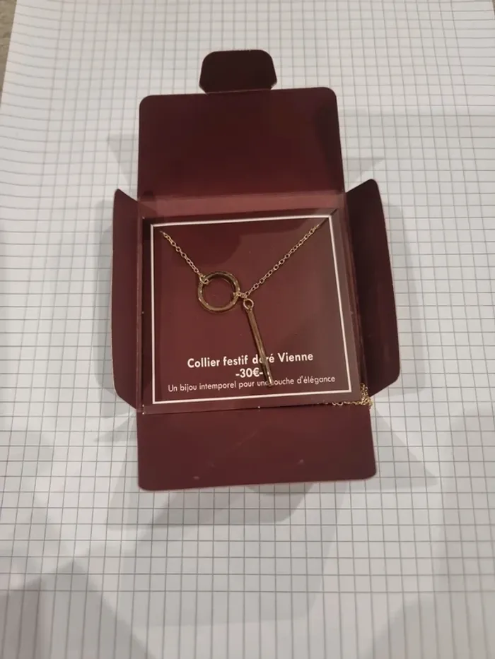 Collier festif doré vienne Lamarthe