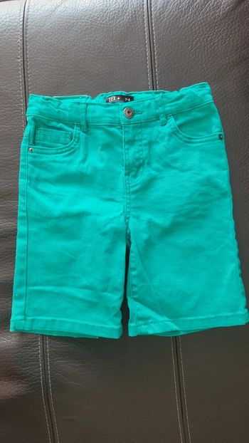 Short en jean vert taille réglable 7-8 ans