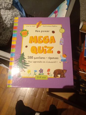 Livre enfant :" Mon premier méga quiz"