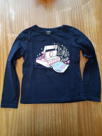 Tee shirt bleu foncé appareil photo