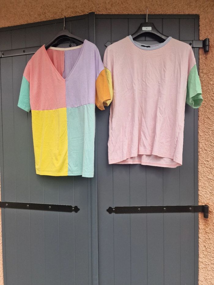 Lot de deux t shirts multicolore
