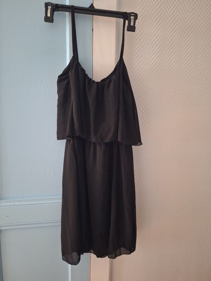 Petit robe noir - photo numéro 2