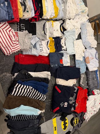 Lot de vêtements bébé 3 mois garçon très bon état.