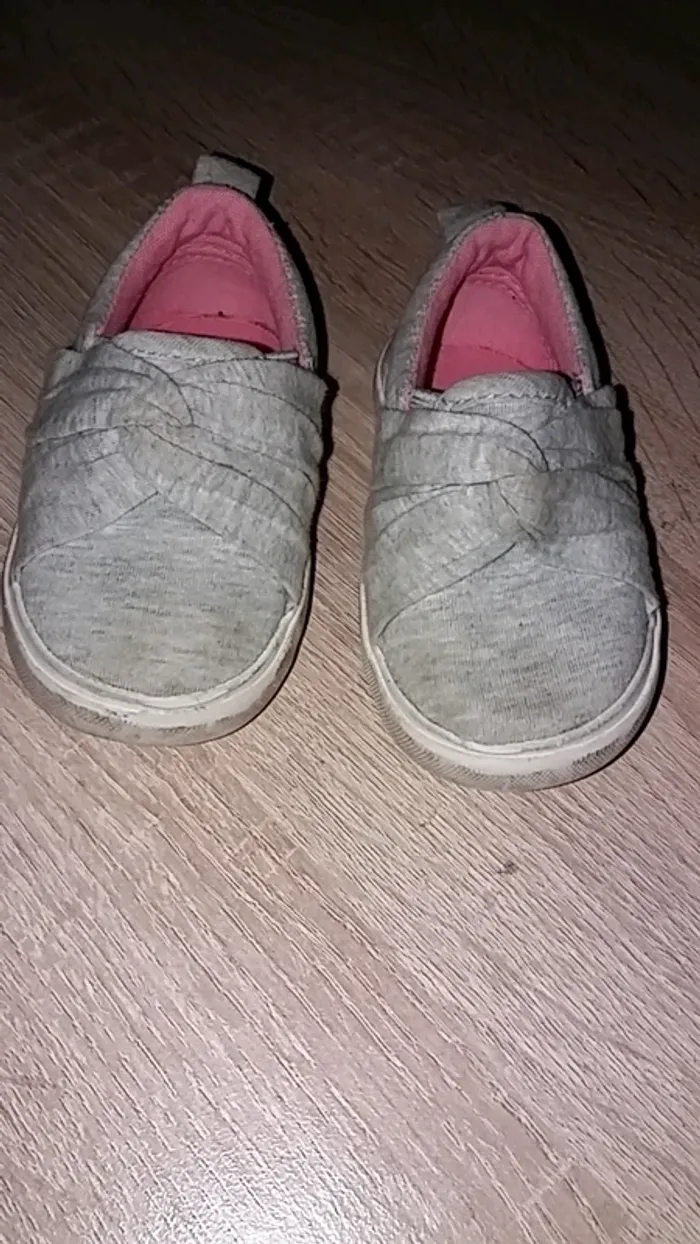 Chaussures élastique en toile taille 18/19