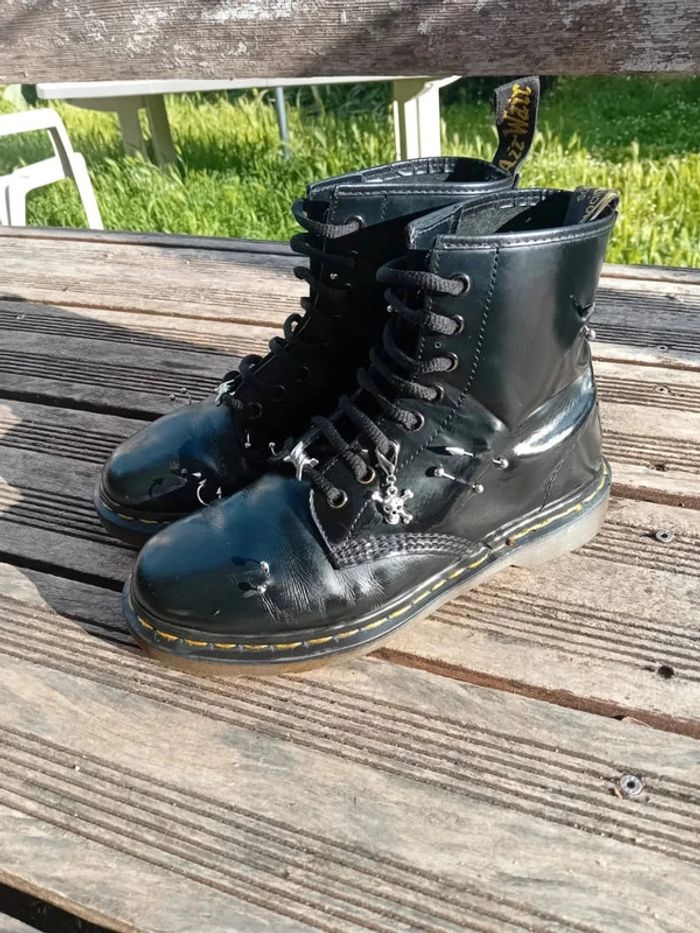 Dr. Martens made in England 🇬🇧 custom clous et piercings uk6 39 - photo numéro 12