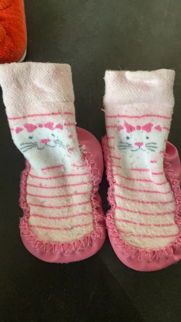 Chaussons chaussettes bébé fille 6-12 mois
