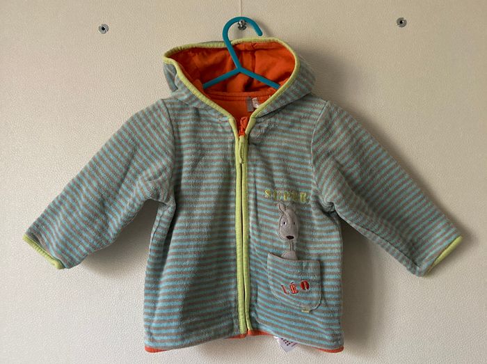 veste à capuche zippée bébé 9 mois