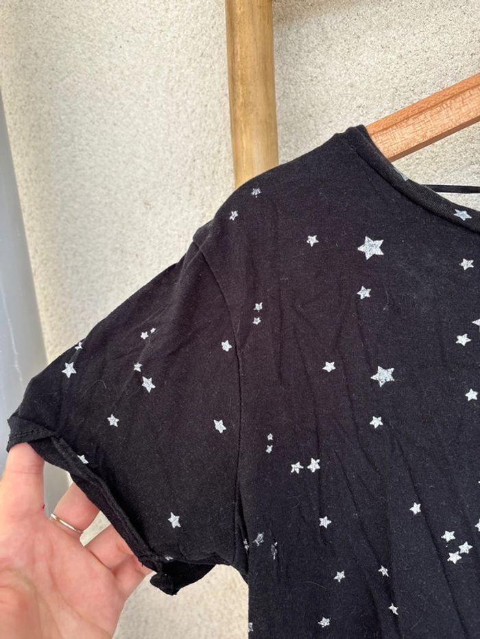 t shirt noir à étoiles - photo numéro 2