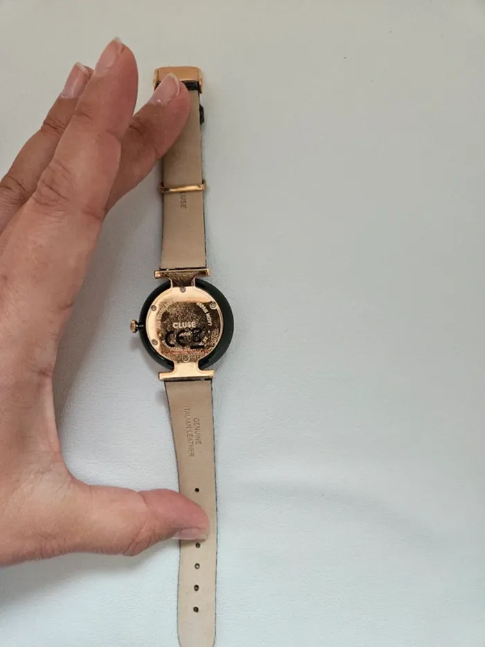 Montre Cluse noire - photo numéro 4
