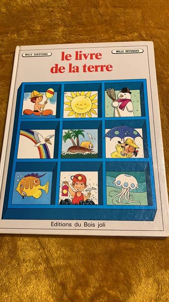 Livre culture et savoir à expliquer jeune enfant livre de la terre science
