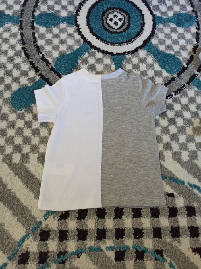 Lot 3 t-shirts manches courtes NEUFS 6 mois - photo numéro 5