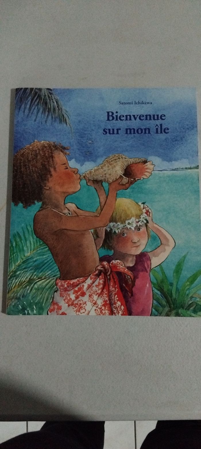 Livre école des loisirs : Bienvenue sur mon île