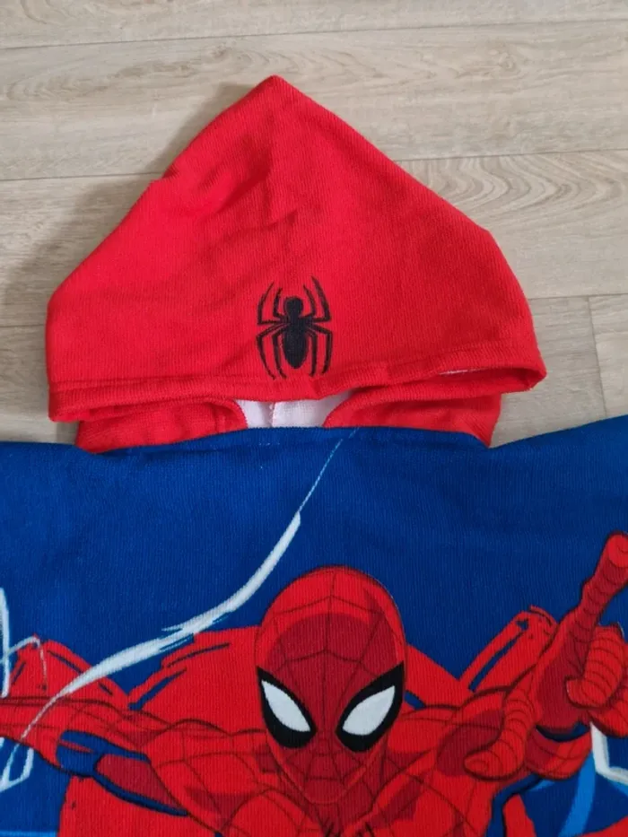 Cape de bain Spiderman - photo numéro 3