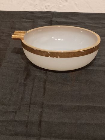 Cendrier verre opalin Arcopal 