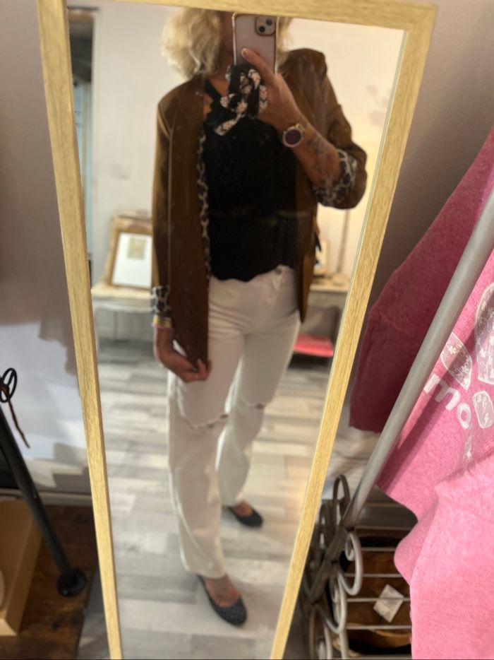 Magnifique tailleur neuf