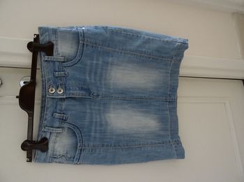 Jupe courte en jean taille 38