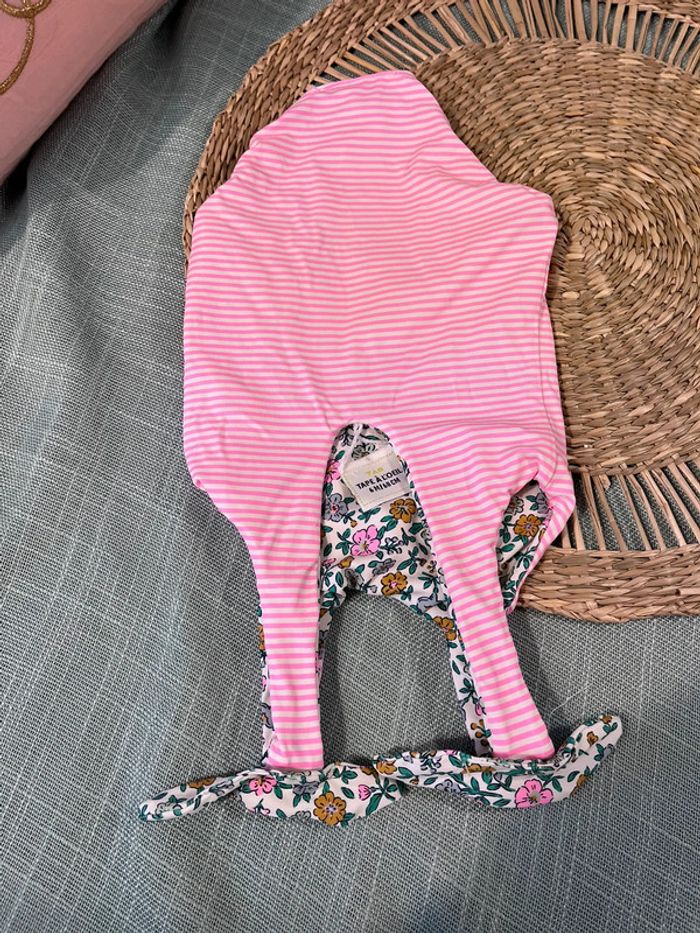 Maillot de bains réversible taille 6 mois - photo numéro 4