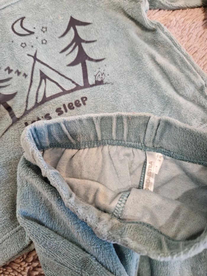 2 pyjamas 2pieces_6mois - photo numéro 4
