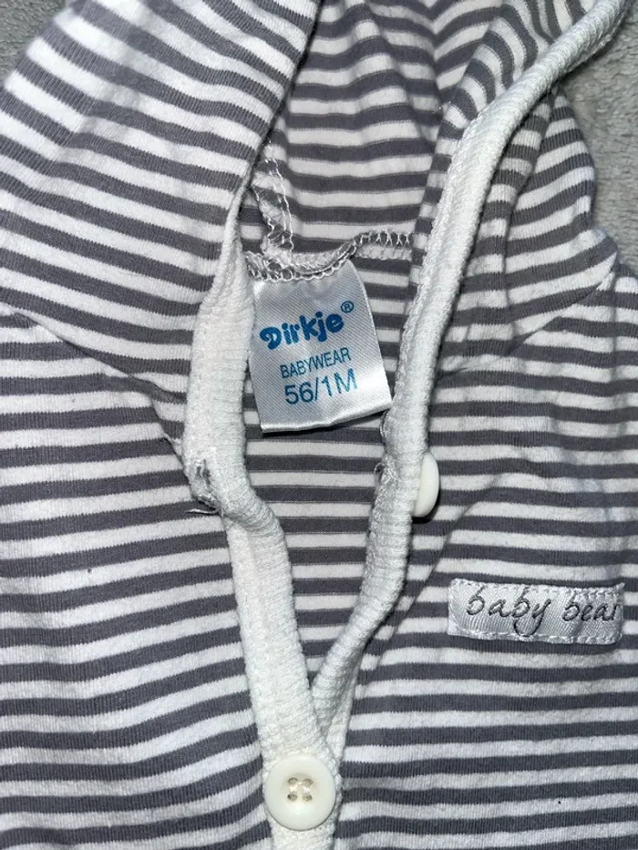 Petit gilet - photo numéro 2