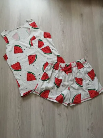 Ensemble de pyjama débardeur et short gris à motifs pastèque / little with you / (S-M)
