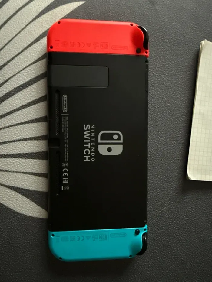 Nintendo Switch - photo numéro 5