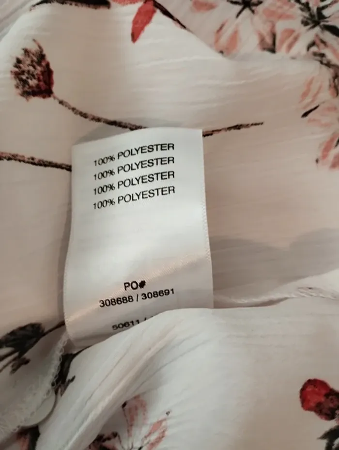 Blouse manches courtes ou chemisier Damart taille 52 - photo numéro 8