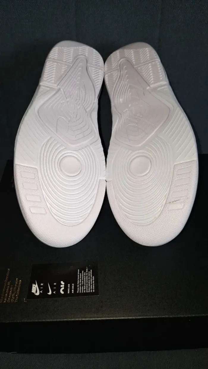 Baskets nike air jordan blanche - photo numéro 7