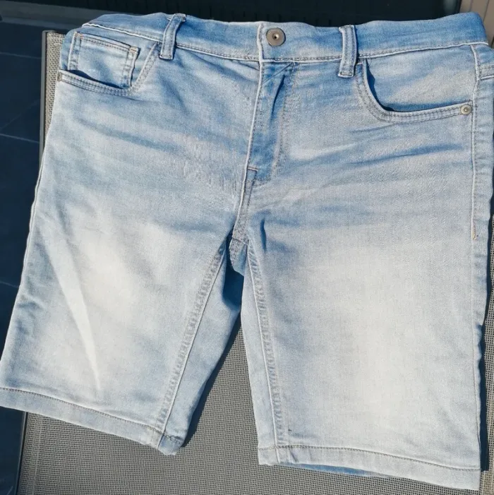 Bermuda Jean's name it