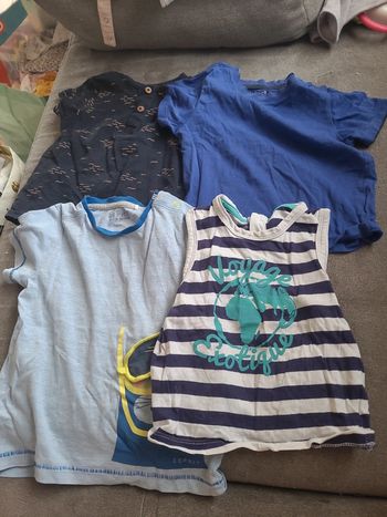 Lot de 3 t-shirt manches courtes et 1 débardeur