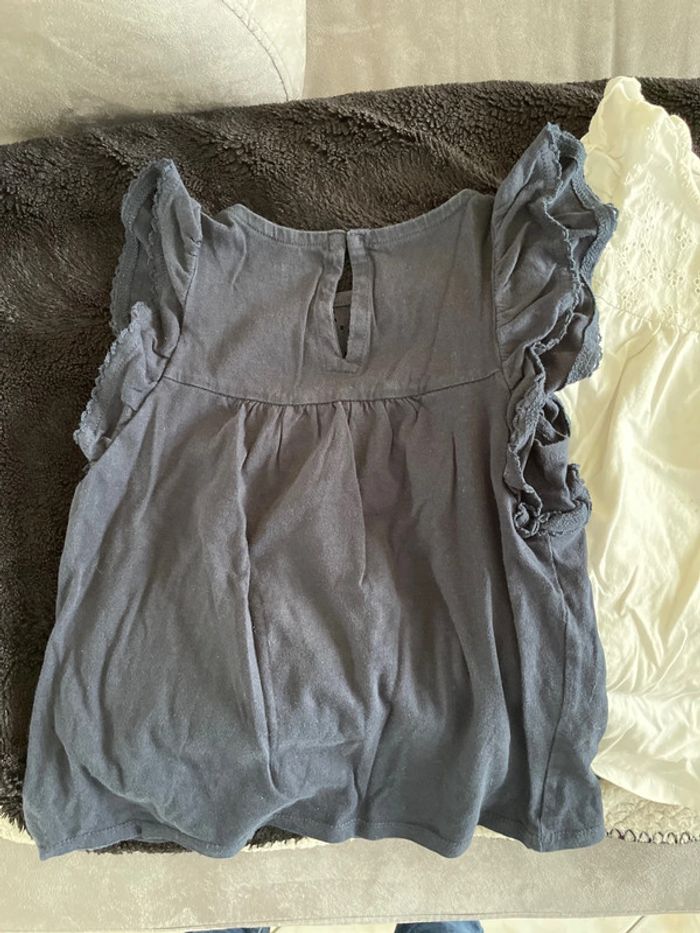Lot 2 t shirt taille 6 ans - photo numéro 4