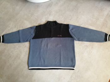 Pull coton bleu-gris et noir 14 ans Quiksilver