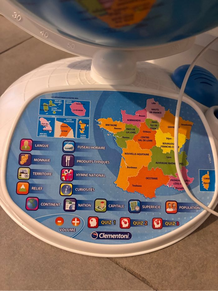 Globe terrestre interactif parfait état de fonctionnement  Clémentoni - photo numéro 3