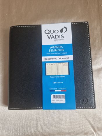 Agenda semanierAGENDA SEMAINIER

Votre semaine sur 2 pages

Décembre à Décembre

Papier ivoire velouté

16x16 cm

FABRIQUÉ EN FRANCE

NEUF 

1 euro

#picolo354divers