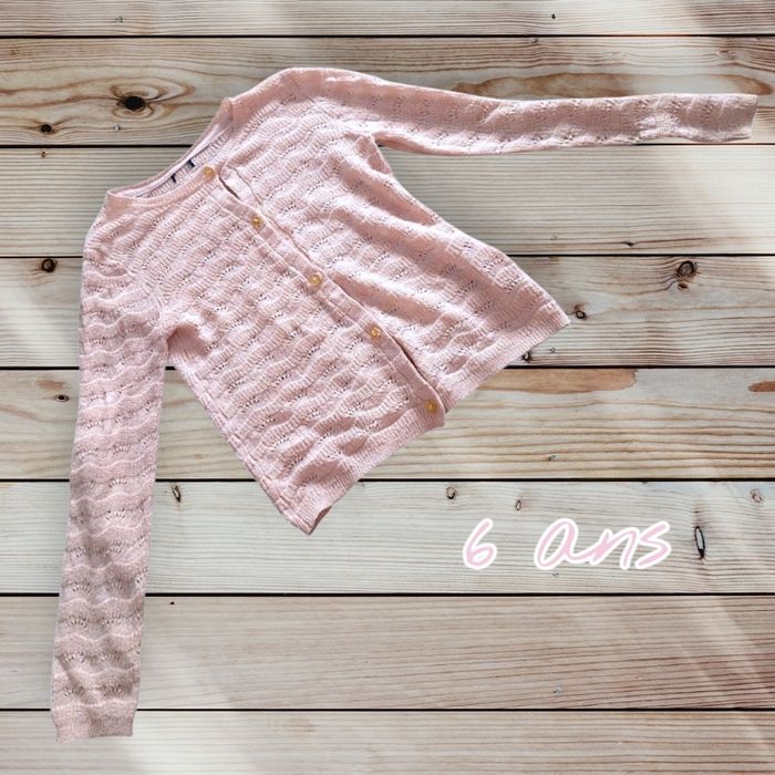 đ§„ Gilet lĂ©ger rose pĂąle â Kiabi â 6 ans đ§„