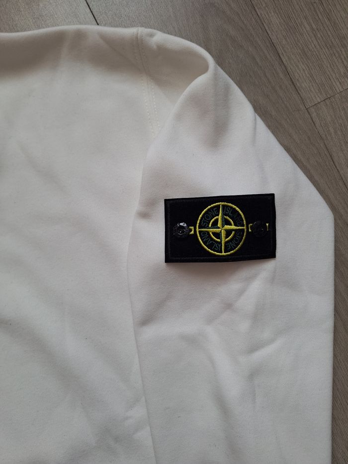 Pull stone island - photo numéro 3